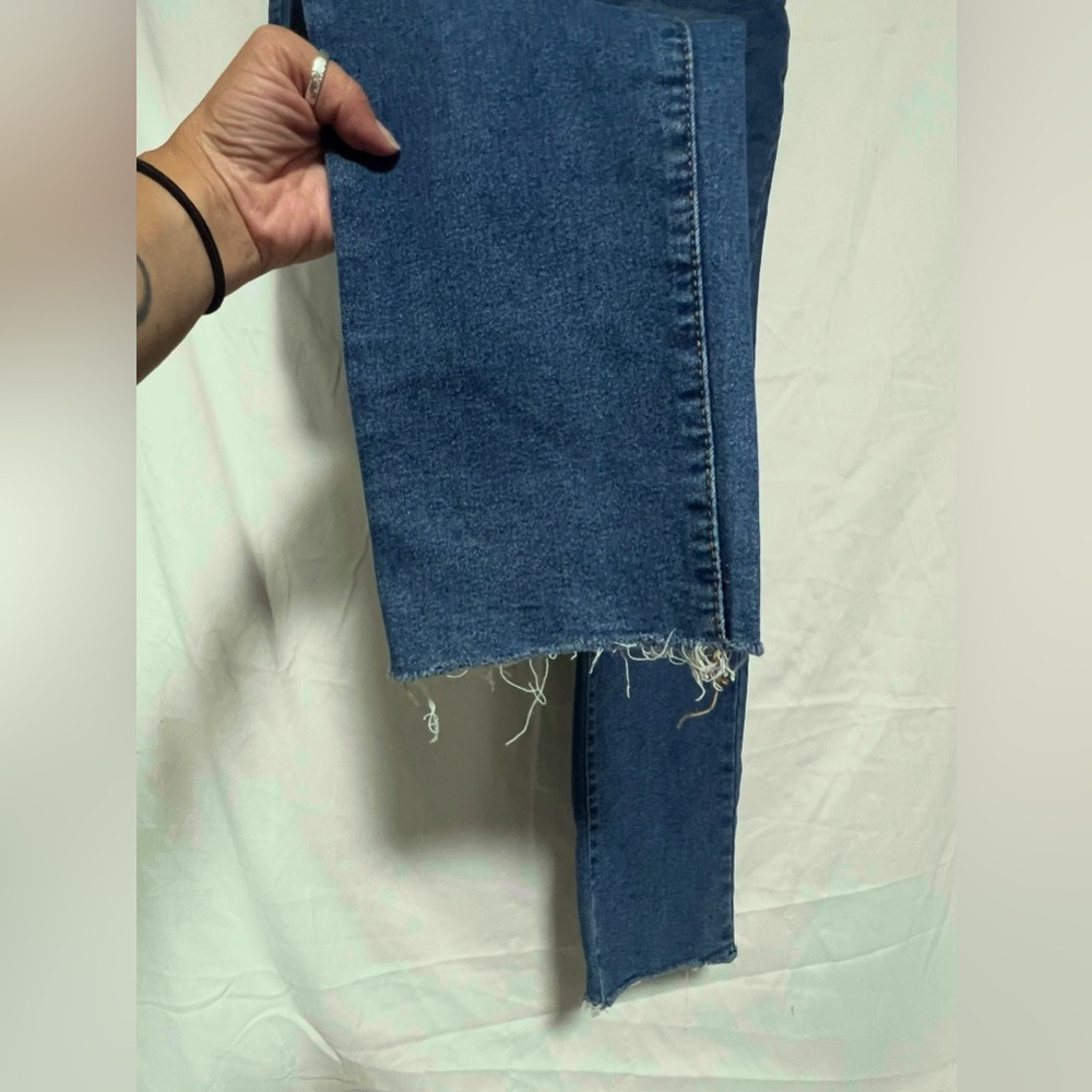 Tahari Olivia Classic Mid Rise Slim Straight Leg Jeans in Deep Blue w/ Raw Hem - Picture 3 of 10